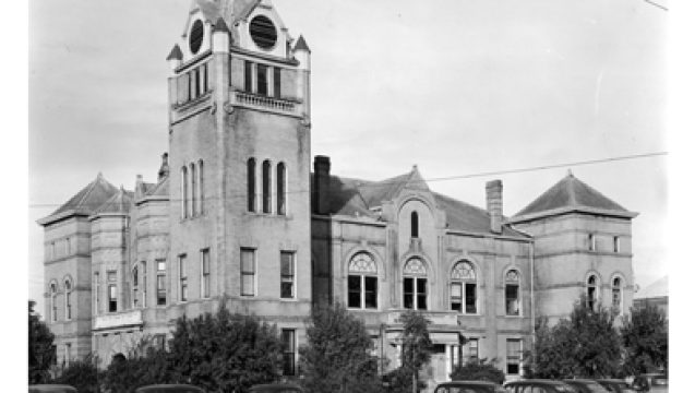 Autauga County Courthouse, late 1930s