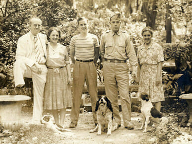 Sledge Family, 1942