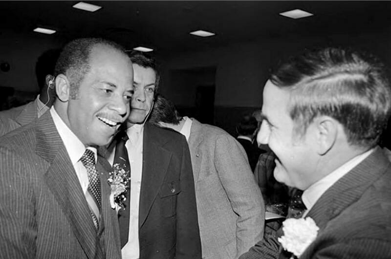 Birmingham Mayor Richard Arrington Jr. with Governor Fob James