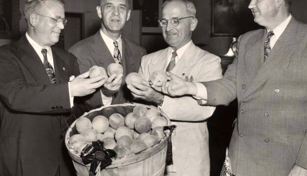 Pete Jarman, Lister Hill, and John Sparkman with Pres. Truman