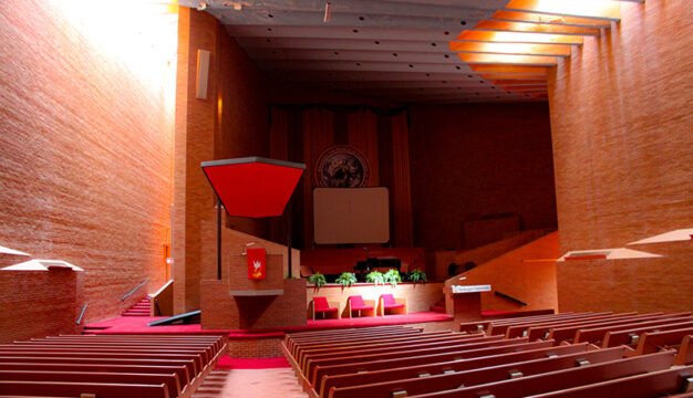 Tuskegee University Chapel, Interior