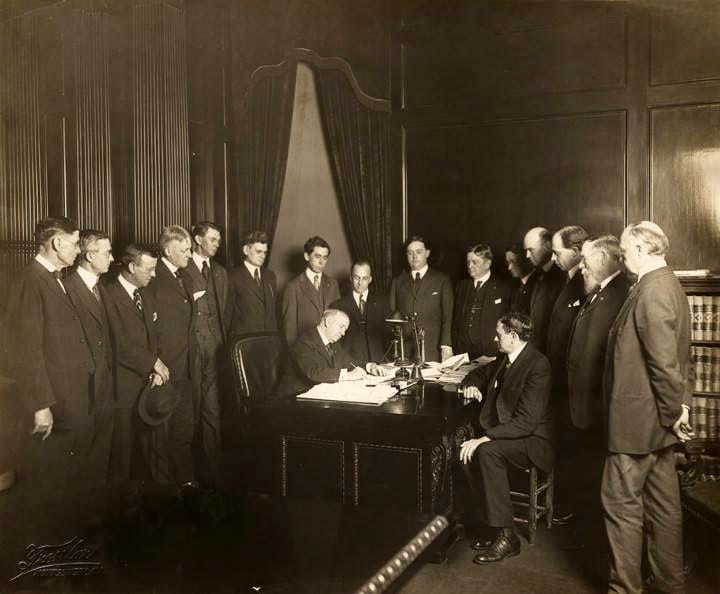 Governor Thomas Kilby signs the bill authorizing the Alabama War Memorial Building, February 1919
