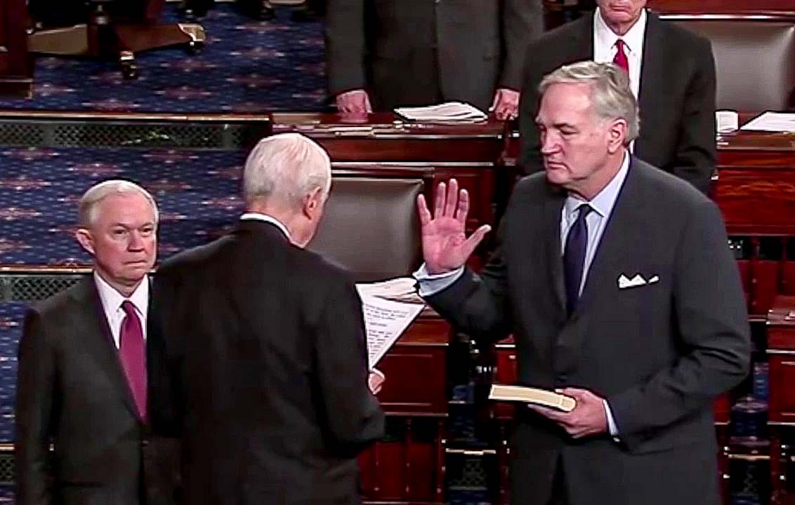 Luther Strange being sworn in as Alabama Attorney General
