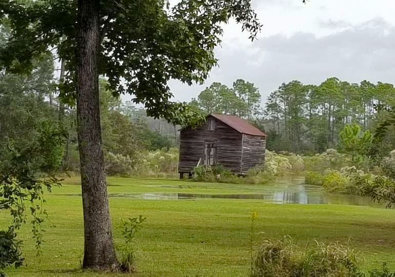 Historic Swift-Coles corn crib, traditional Alabama farm structure