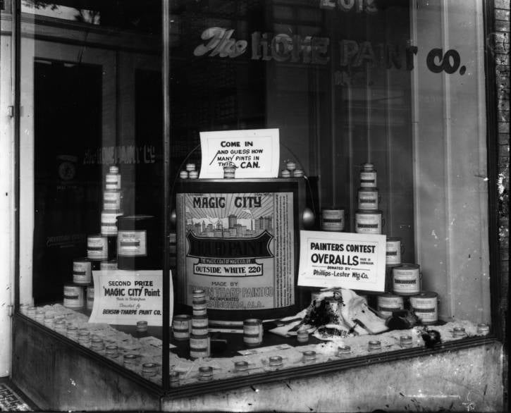 Home Paint Company window display in Alabama