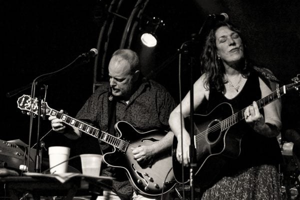 Former Harmony band member Bill Hinds (left) performs with Beth Nielsen Chapman (right)